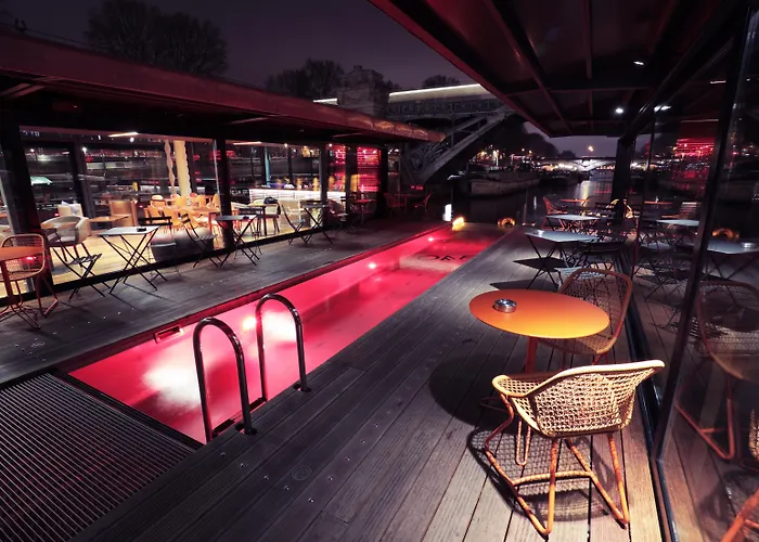 Strandhotel: Hotel Off Paris Seine