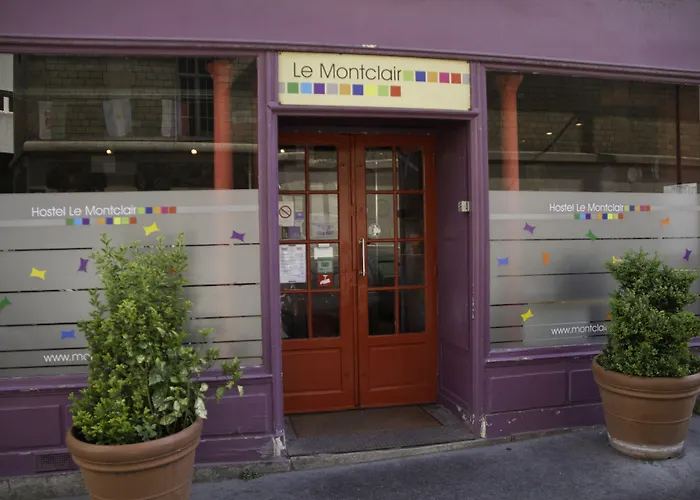 Auberge: Le Montclair Montmartre by River