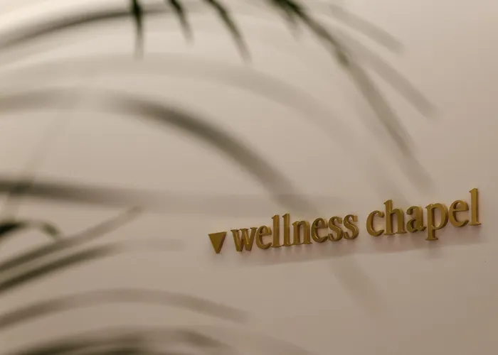 In Luxury hotels Seven Paris