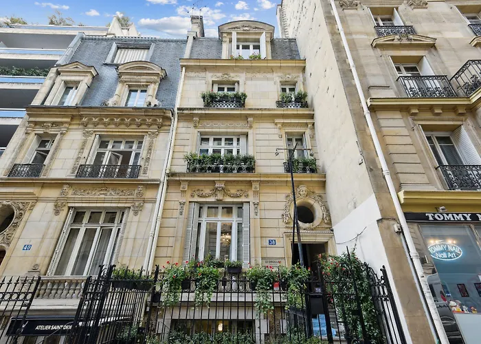 Le Paris Singulier